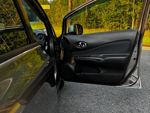 2014 Nissan Note II, серый, 900000 рублей - вид 19