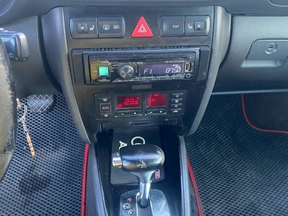 1999 Audi A3 I (8L), серебристый, 410000 рублей - вид 8
