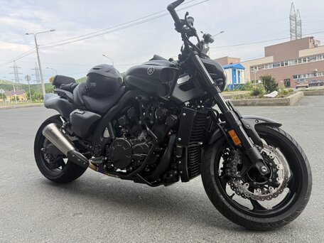 2020 Yamaha VMAX 1700, чёрный, 2500000 рублей, вид 3
