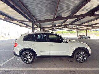 2007 BMW X5 3.0si II (E70), белый, 1100000 рублей, вид 4
