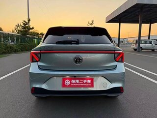 2025 MG 4 EV 42.8 kWh II, зелёный, 1675000 рублей, вид 5