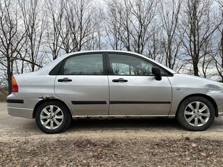 2004 Suzuki Liana I, серебристый, 95000 рублей, вид 2