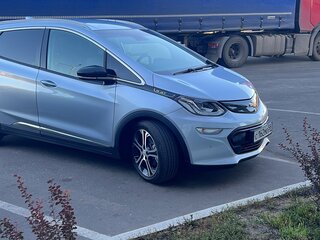 2017 Chevrolet Bolt I, голубой, 2100000 рублей, вид 3