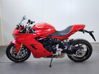 2020 Ducati Supersport, красный, 749000 рублей, вид 5