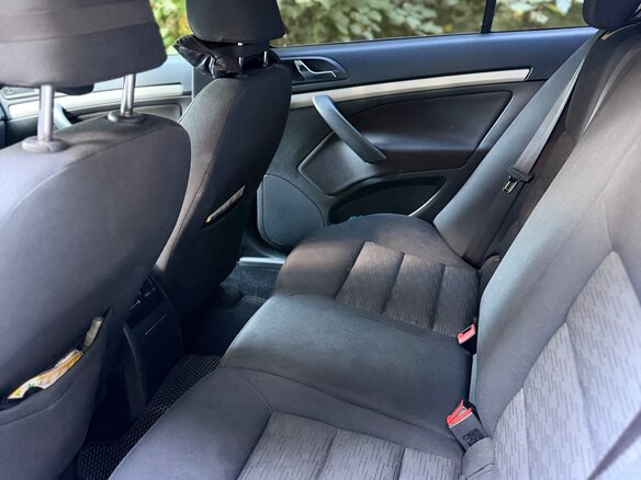 2013 Skoda Octavia II (A5) Рестайлинг, белый, 1000000 рублей - вид 11