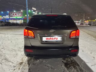 2011 Kia Sorento II, коричневый, 1300000 рублей, вид 3