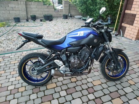 2017 Yamaha MT-07 (FZ-07), синий, 665000 рублей, вид 3