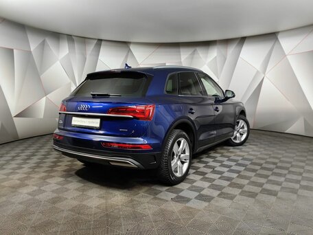 2021 Audi Q5 45 TFSI II (FY) Рестайлинг, синий, 4540000 рублей, вид 2