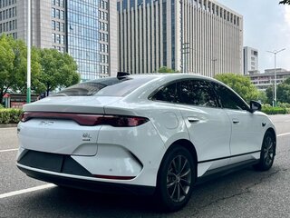 2025 BYD Qin L, белый, 1988700 рублей, вид 4