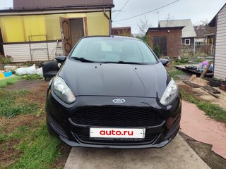 2015 Ford Fiesta Mk6 Рестайлинг, чёрный, 950000 рублей, вид 1