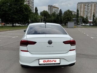2021 Volkswagen Polo VI, белый, 1350000 рублей, вид 4