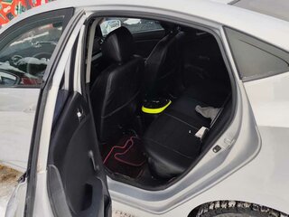 2014 Hyundai Solaris I Рестайлинг, серебристый, 520000 рублей, вид 5