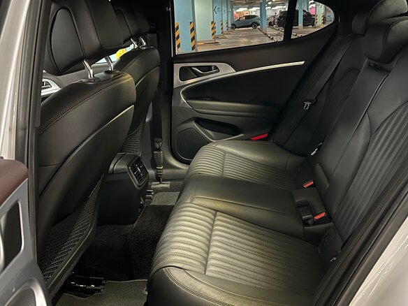2018 Genesis G70 I, белый - вид 18