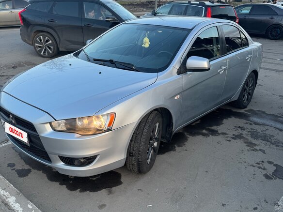 2007 Mitsubishi Lancer X, серебристый, 800000 рублей - вид 2