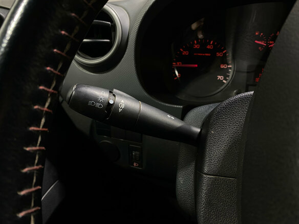 2010 Peugeot Partner, серый, 650000 рублей - вид 15