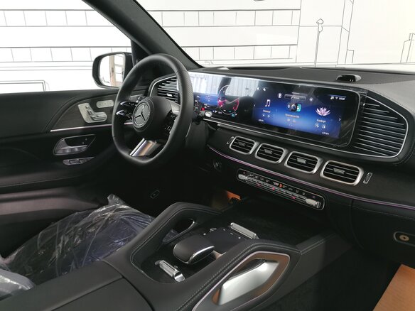 2026 Mercedes-Benz GLS 450 d II (X167) Рестайлинг, серый - вид 30
