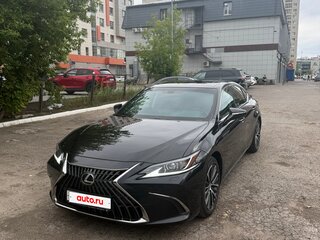 2022 Lexus ES 250 VII Рестайлинг, чёрный, 4500000 рублей, вид 2
