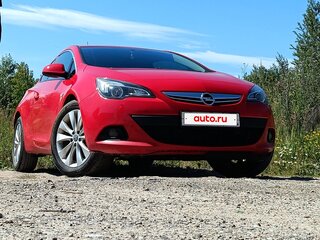 2013 Opel Astra GTC J Рестайлинг, красный, 800000 рублей, вид 4