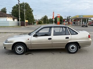 2012 Daewoo Nexia I Рестайлинг, бежевый, 400000 рублей, вид 5