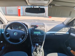 2008 Skoda Octavia II (A5), серый, 560000 рублей, вид 5