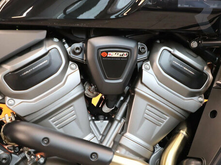 2022 Harley-Davidson Pan America Special, чёрный, 2200000 рублей, вид 2