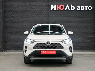 2020 Toyota RAV4 V (XA50), белый, 3440000 рублей, вид 2