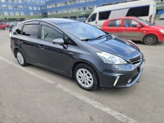 2013 Toyota Prius v (+) I (ZVW40/41), серый, 1750000 рублей, вид 3