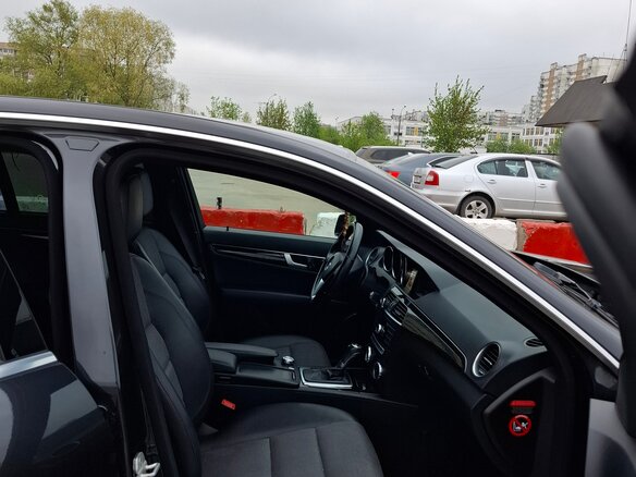 2012 Mercedes-Benz C-Класс 200 III (W204) Рестайлинг, чёрный, 1650000 рублей - вид 11