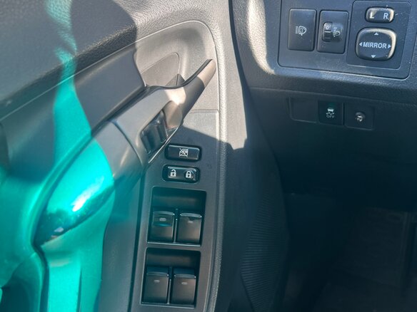 2009 Toyota Verso I, серый, 850000 рублей - вид 6
