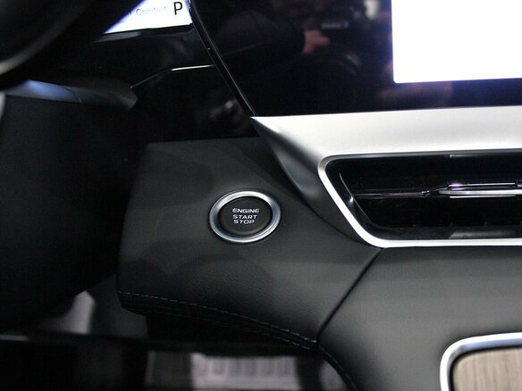 2026 Geely Monjaro I Рестайлинг, серебристый, 4954990 рублей - вид 10
