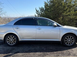2007 Toyota Avensis II Рестайлинг, серебристый, 648000 рублей, вид 4
