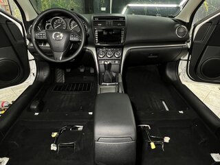 2011 Mazda 6 II (GH) Рестайлинг, белый, 1100000 рублей, вид 2