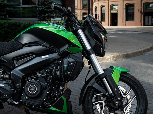 2021 Bajaj Dominar 400, зелёный, 310000 рублей - вид 9