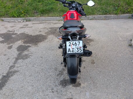 2022 Bajaj Pulsar 125, красный, 145000 рублей, вид 4