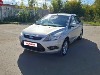 2010 Ford Focus II Рестайлинг, серебристый, 540000 рублей, вид 1