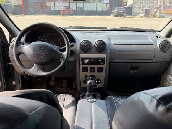 2009 Renault Logan I, серый, 350000 рублей - вид 7