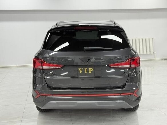 2023 Jetta VS7 I Рестайлинг 1, серый, 1435000 рублей - вид 4