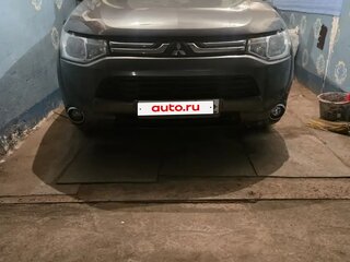 2014 Mitsubishi Outlander III, серый, 1500000 рублей, вид 1