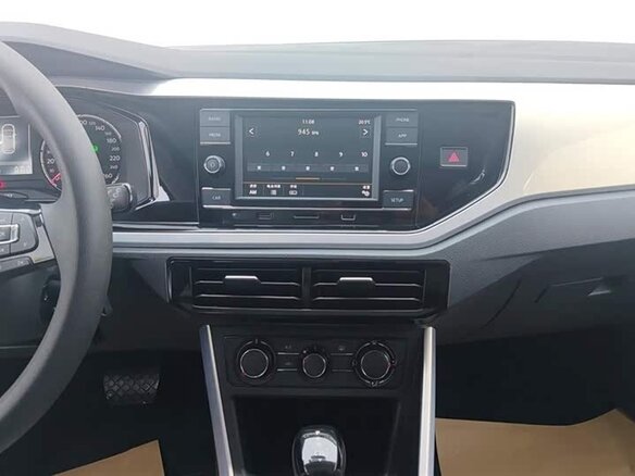 2021 Volkswagen Polo Plus (China Market), белый, 1300000 рублей - вид 13