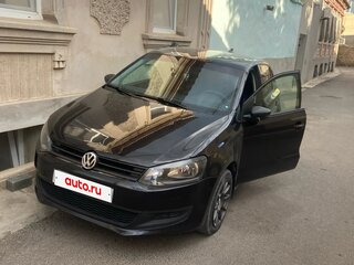 2011 Volkswagen Polo V, чёрный, 640000 рублей, вид 1
