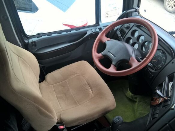 2000 DAF 95XF, синий, 1500000 рублей - вид 5