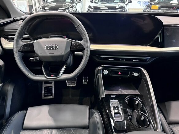 2026 Audi Q5 L III (GU), чёрный - вид 17