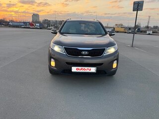 2013 Kia Sorento II Рестайлинг, бежевый, 1700000 рублей, вид 2