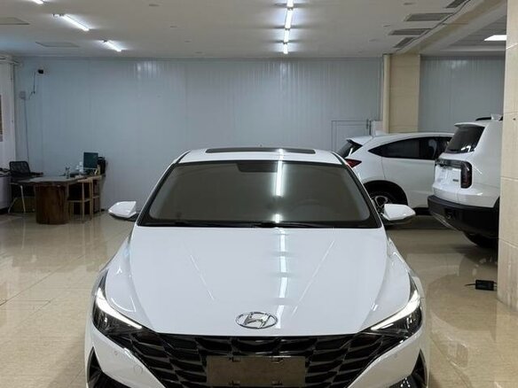 2022 Hyundai Elantra VII (CN7), белый, 1480000 рублей - вид 1