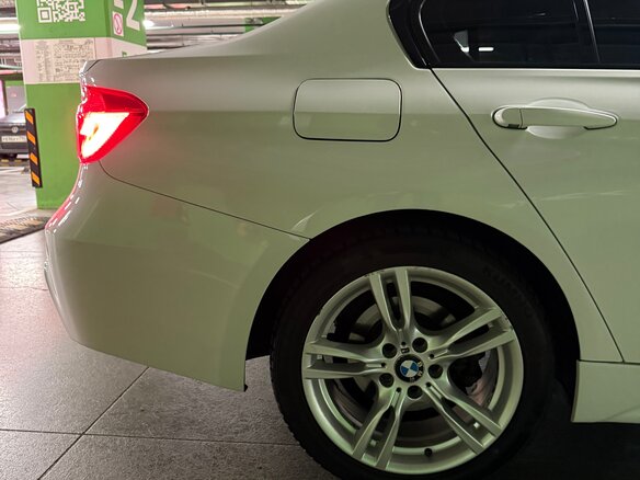 2016 BMW 3 серии 320i xDrive VI (F3x) Рестайлинг, белый, 1700000 рублей - вид 17