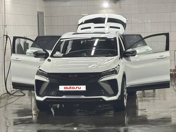 2024 Geely Coolray I Рестайлинг, белый, 2000000 рублей