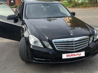 2011 Mercedes-Benz E-Класс 200 7G-Tronic IV (W212, S212, C207), чёрный, 1400000 рублей, вид 1