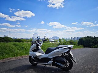 2021 Honda PCX 125, белый, 350000 рублей, вид 4