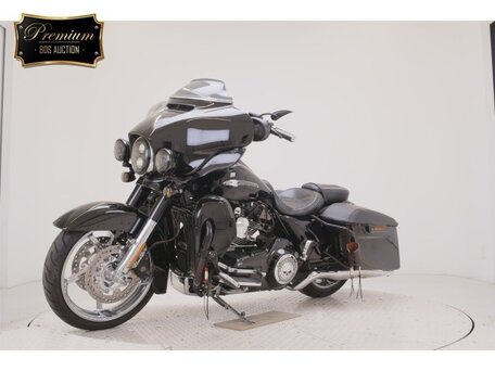 2015 Harley-Davidson Street Glide, чёрный, 1454000 рублей, вид 4