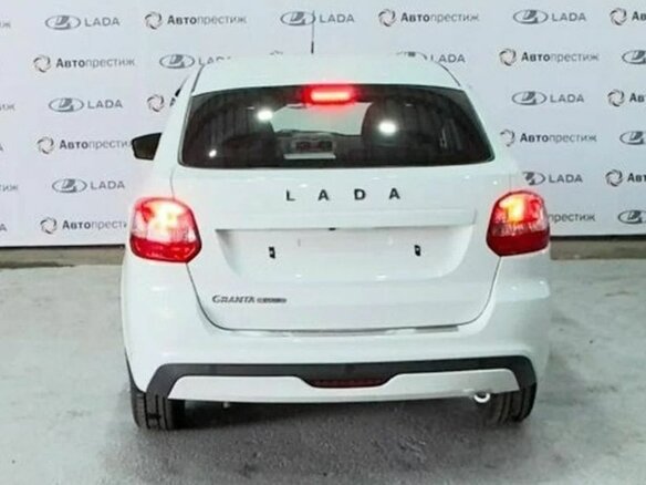 2026 Lada (ВАЗ) Granta I Рестайлинг, белый, 1244000 рублей - вид 4